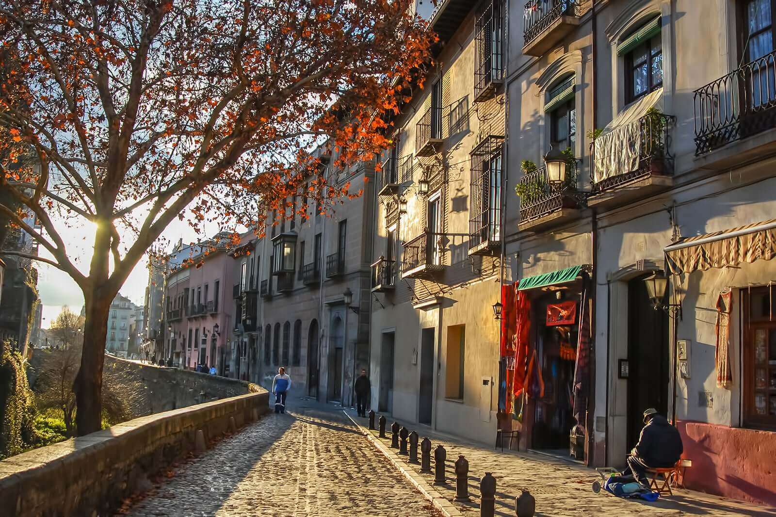 Descubre la encantadora Granada ciudad: turismo, gastronomía y cultura