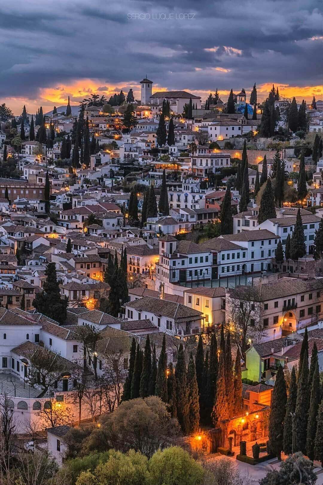 Descubre la belleza del Albaicín: el barrio más pintoresco de Granada