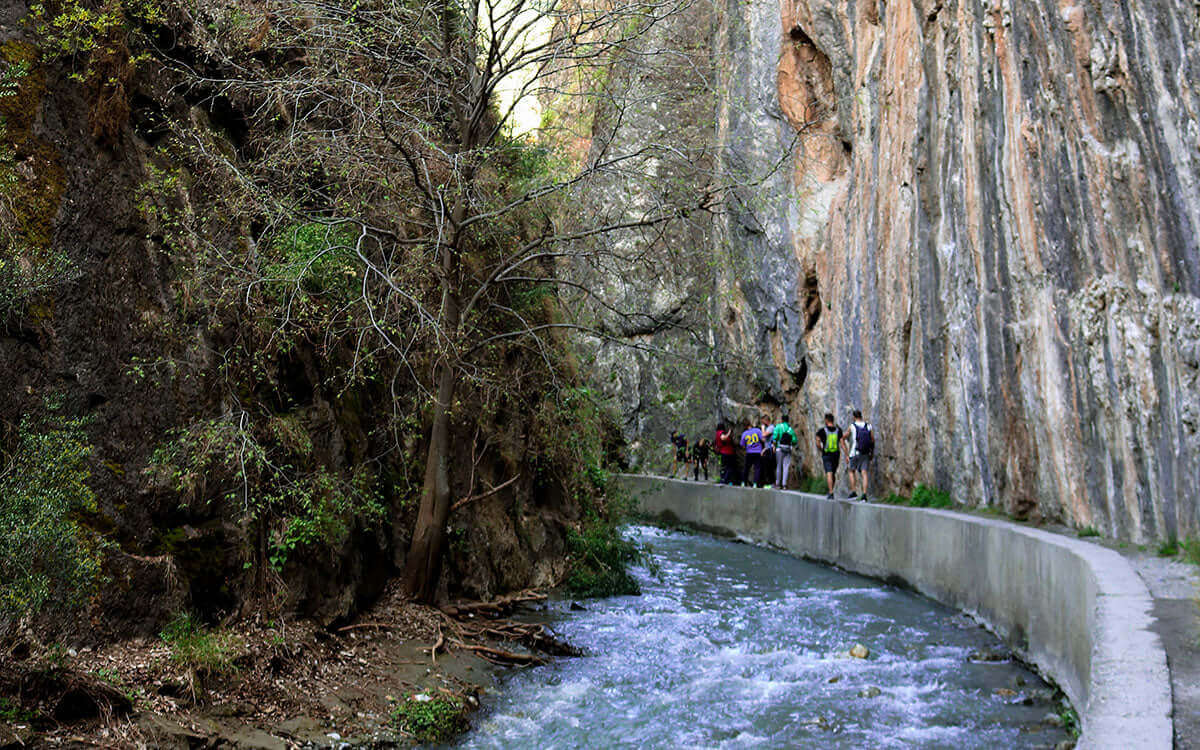 Rutas de Senderismo en Granada para Disfrutar en Verano: Explora la Naturaleza y Escapa del Calor