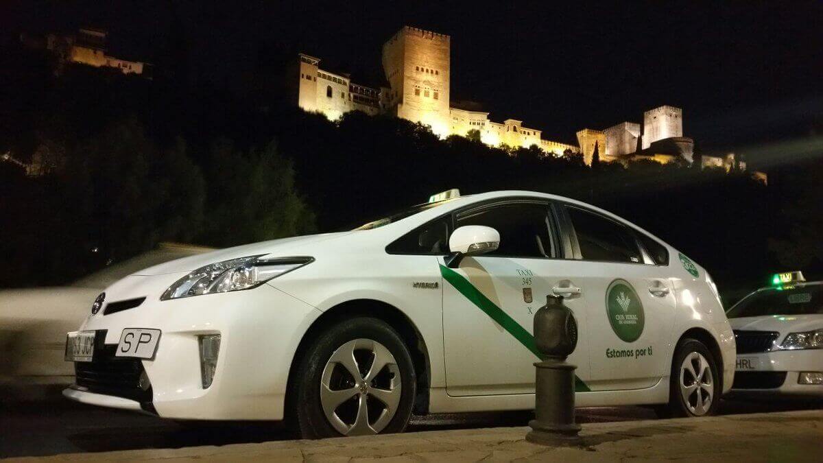 Taxi granada telefono ¿Cómo moverse por la ciudad con taxis?