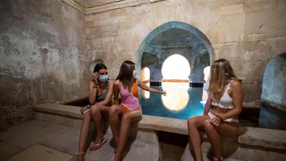 Descubre la relajación en el Balneario Alhama de Granada