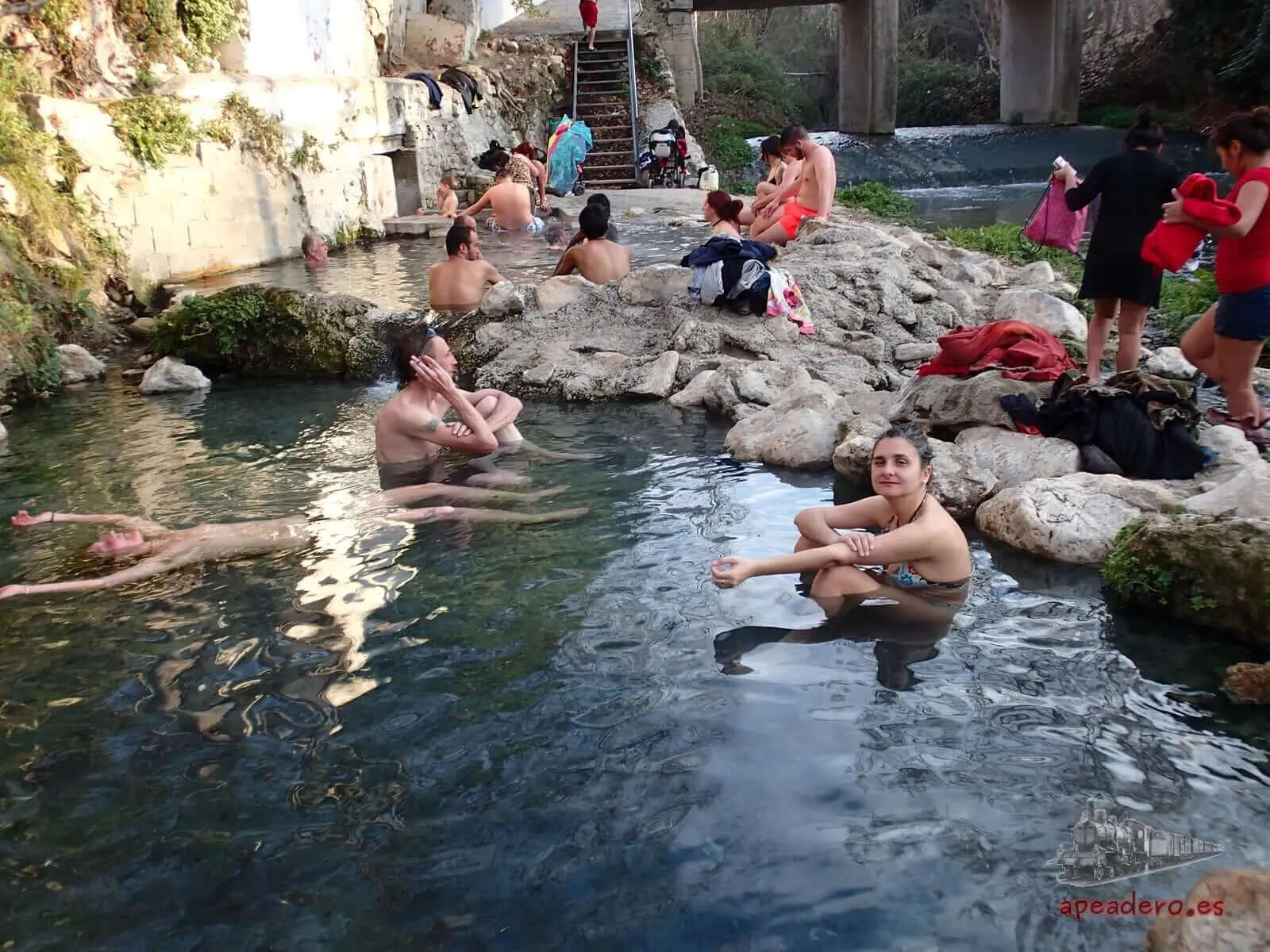 Aguas termales en Granada: descubre los mejores lugares para relajarte y rejuvenecer